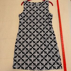 LuluB black/white dress, NWT, medium